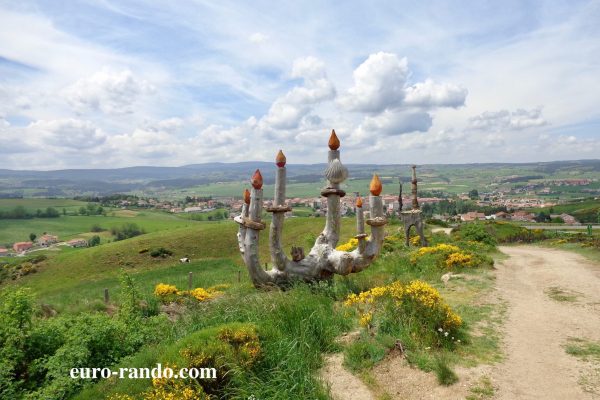 Euro-Rando, Nicole Voyage, Vaudreuil-Dorion, Quebec, France – VERS COMPOSTELLE : LA VOIE DU PUY – DU PUY-EN-VELAY À AUMONT-AUBRAC