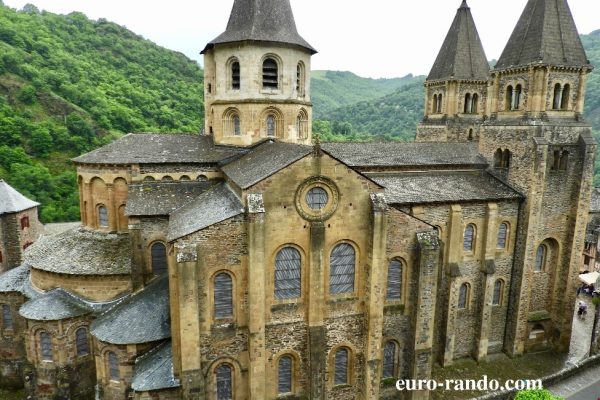 Euro-Rando, Nicole Voyage, Vaudreuil-Dorion, Quebec, France – VERS COMPOSTELLE : LA VOIE DU PUY – DU PUY-EN-VELAY À AUMONT-AUBRAC